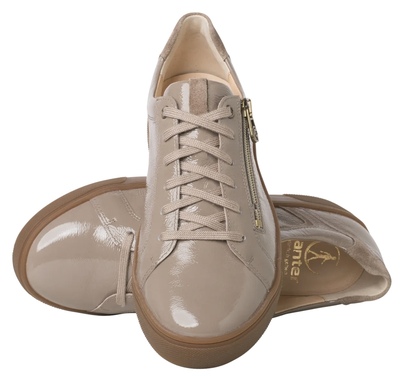   Helena Lace Ups,  Vino , Darktaupe (,  1)
