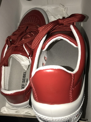 ��������� Tennis Master 205, ���� Red / ������� (����, ��� 6)